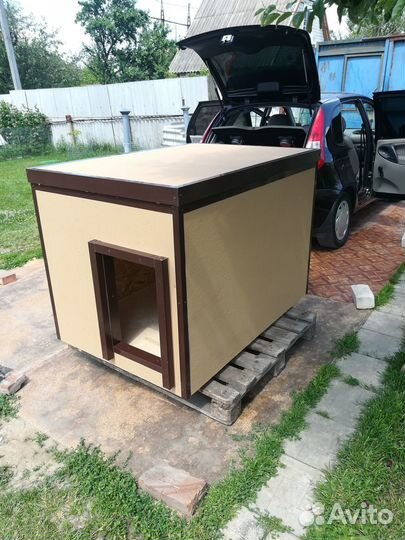 Будка вольерная для собаки. Собачья будка