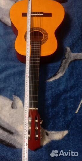 Акустическая гитара