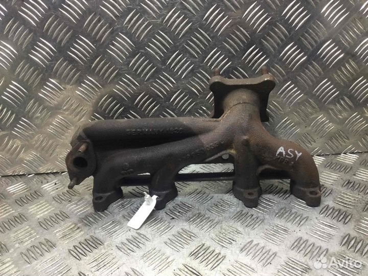 Коллектор выпускной Шкода Фабия 038253033c ASY