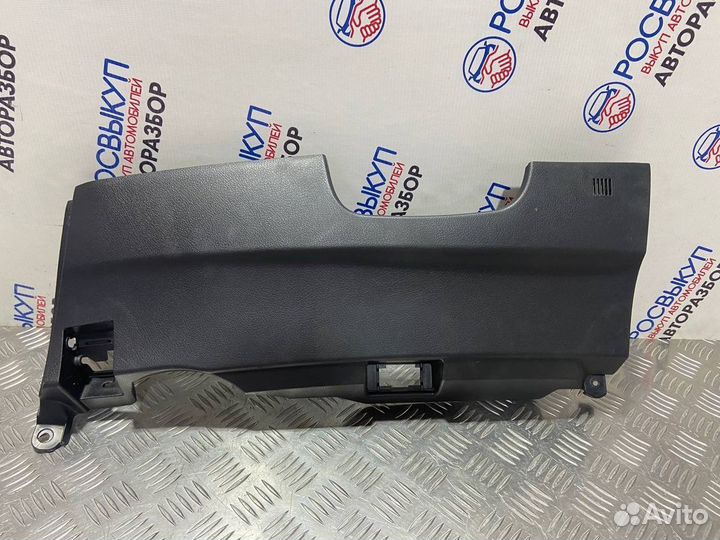 Накладка торпедо Toyota Camry V40