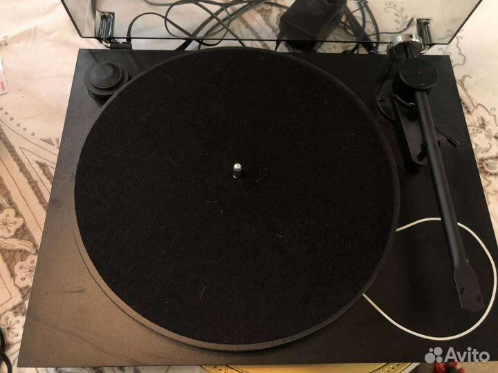 Виниловый проигрыватель pro ject