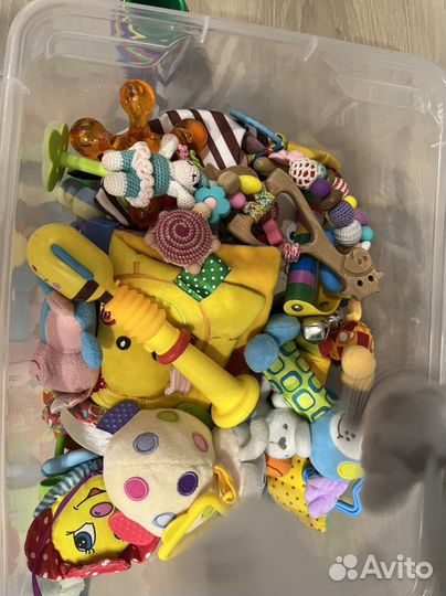 Игрушки погремушки