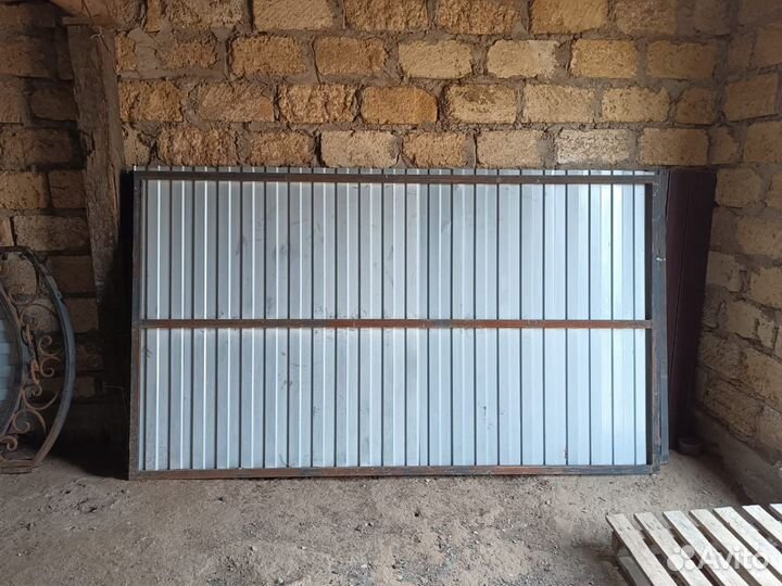 Дверь и ворота