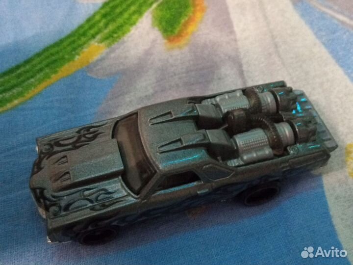 Hot wheels машинки