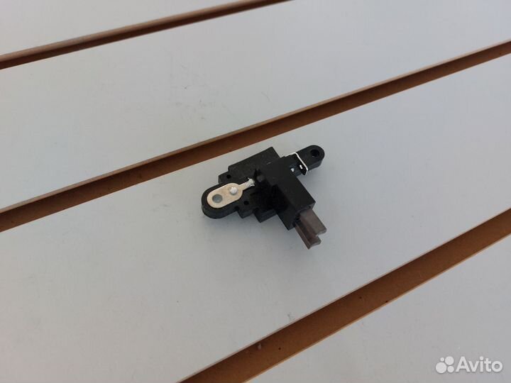 Регулятор напряжения ваз 2108/09/2110-15, Таврия