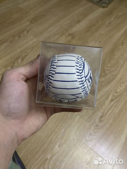 Бейсбольный мяч, сувенир