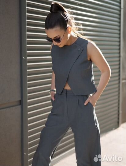 Костюм женский