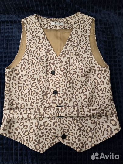 Брюки и жилетка