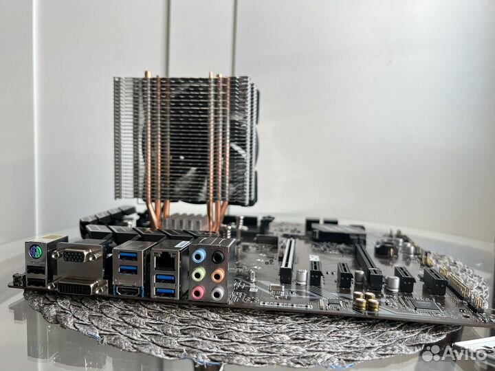 Материнская плата с процессором r5 3600x