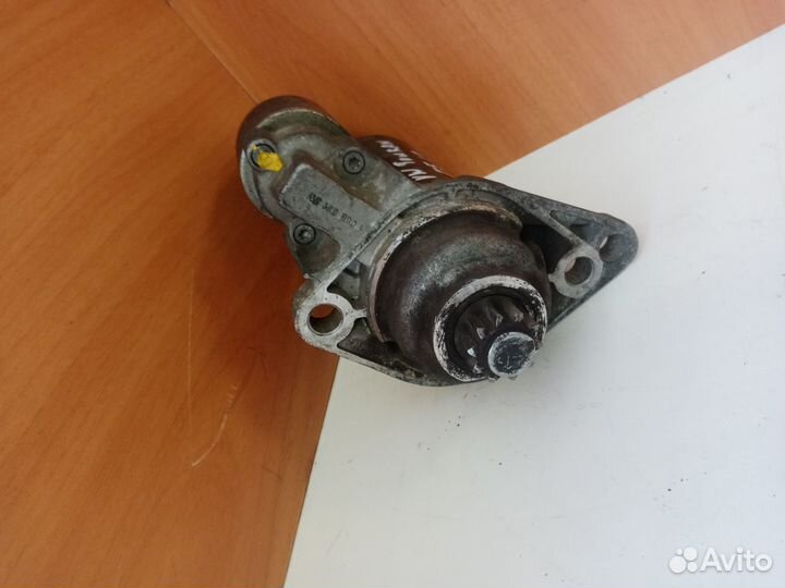 Стартер Volkswagen Transporter T5 1.9