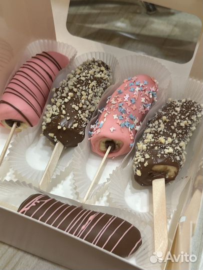 Клубничные букеты и клубника в шоколаде