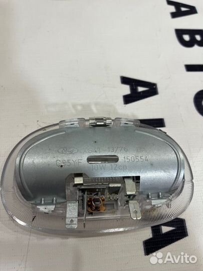 Плафон освещения салона задний Ford Fusion CBK