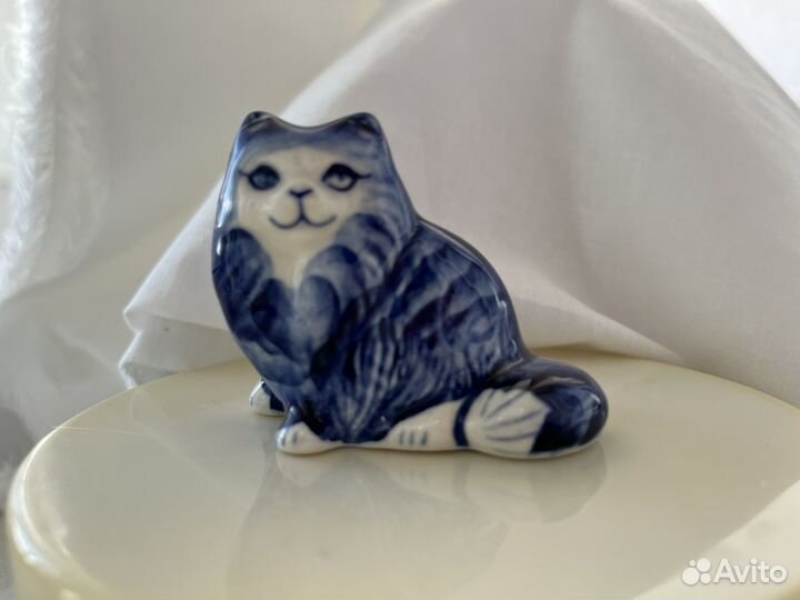 Фигурки из натурального камня