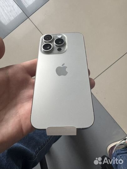 iPhone 15 Pro, 256 ГБ