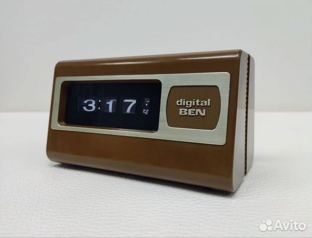 Часы Digital Ben 