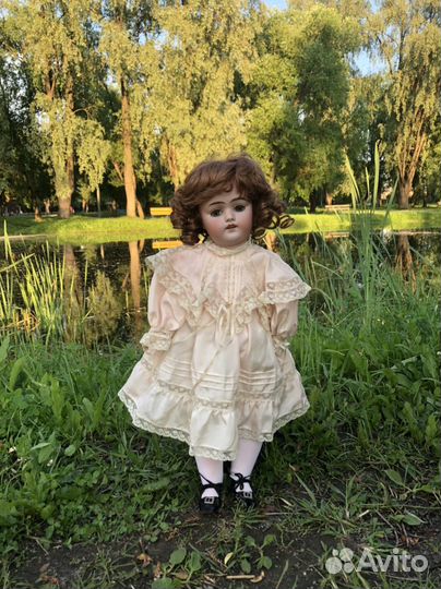 Антикварная кукла