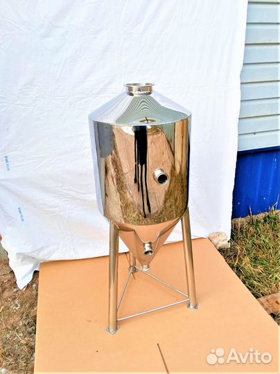 Цкт 40 л из нержавейки с горловиной на 8 