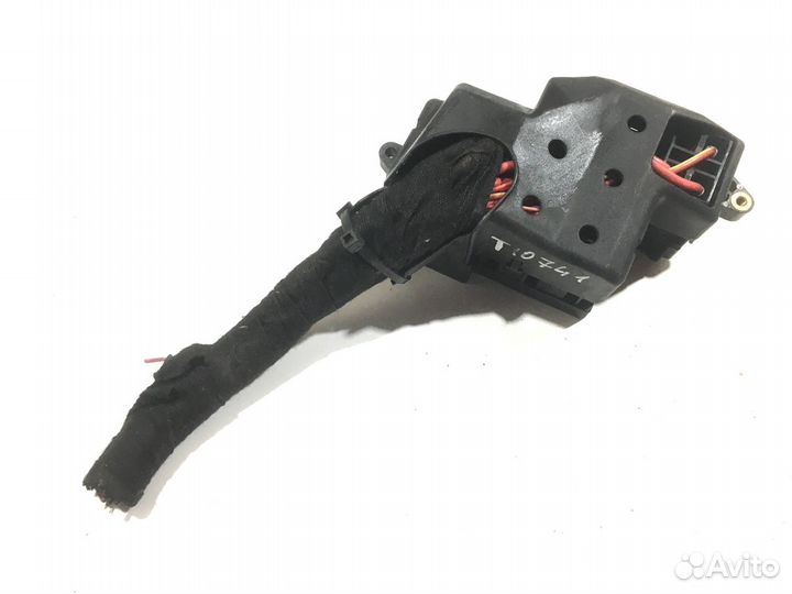 Блок предохранителей Volkswagen Touareg