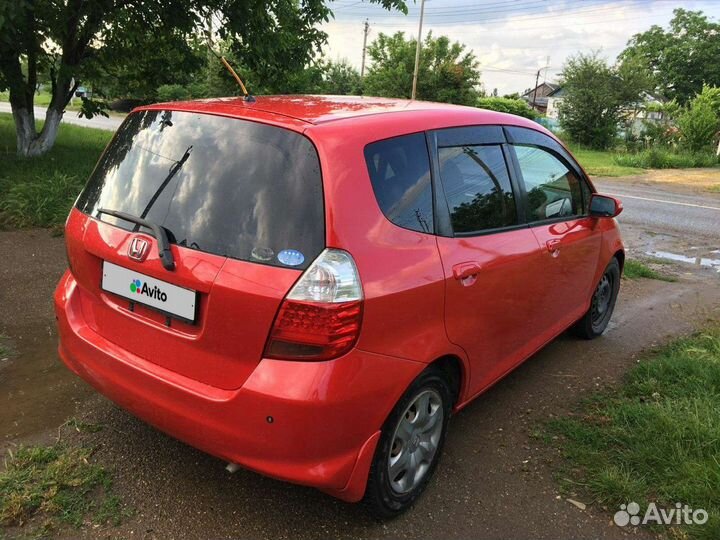 Honda Fit 1.3 CVT, 2004, 157 700 км