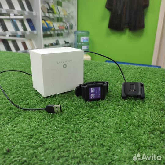 Смарт-часы Amazfit Bip A1608