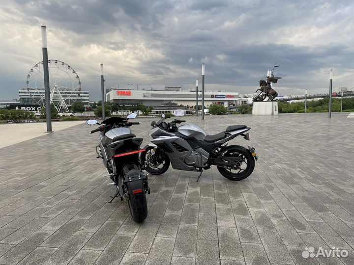 Электробайк Ducati Pinigale S