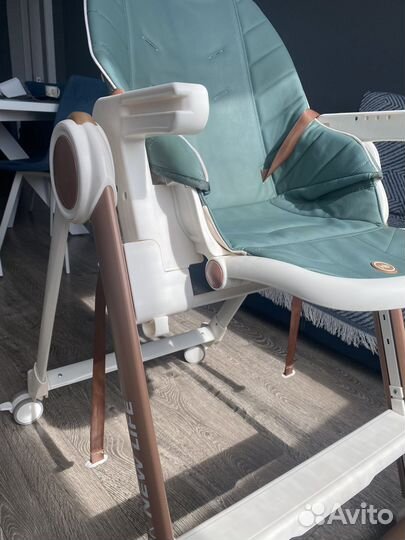 Стульчик для кормления Happy Baby Berny V2