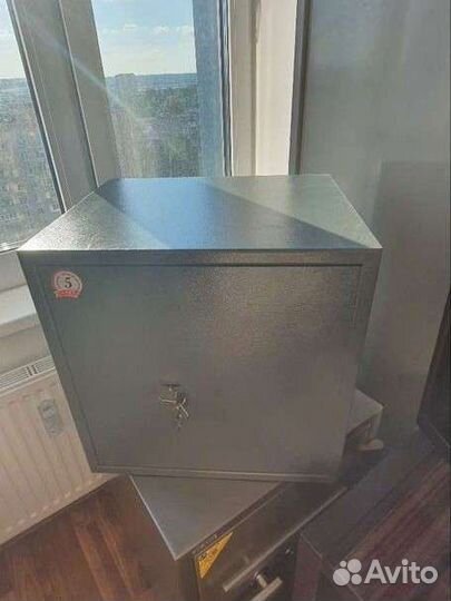 Сейф металлический бу