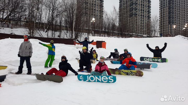 Инструктор по сноуборду