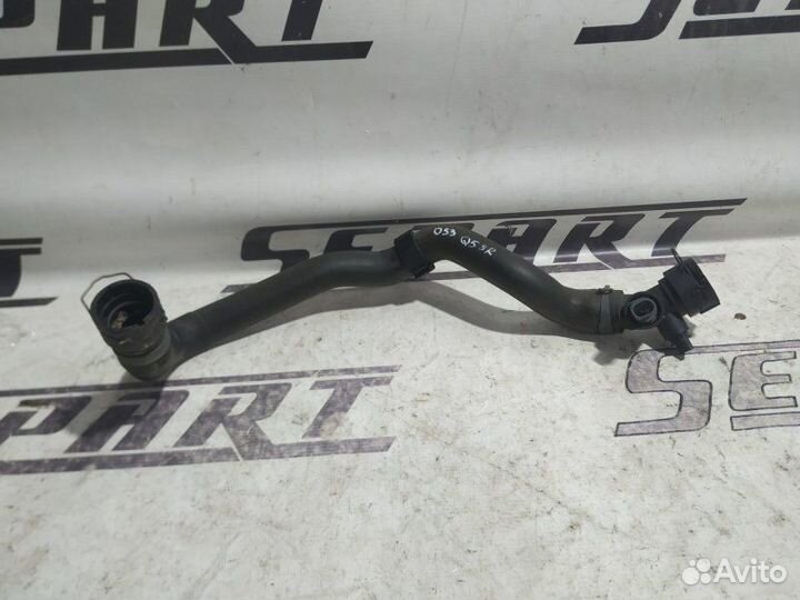 Патрубок радиатора Audi Q5 8R 2012—2017