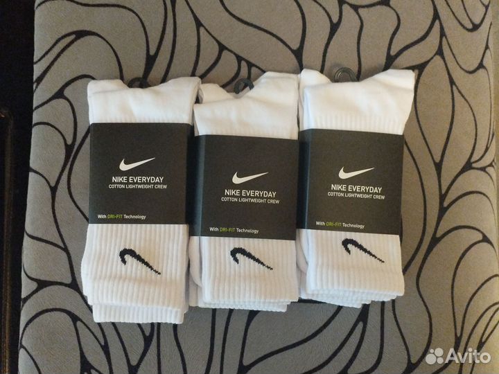 Носки nike высокие белые