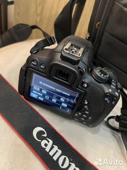 Зеркальный фотоаппарат canon 700d