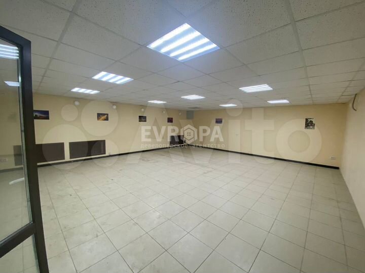 Помещение 283.6 м²