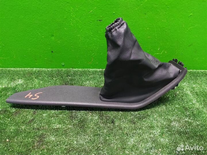 Накладка центральной консоли Ford Focus 3 (CB8) 2