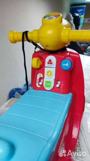 Детская машинка каталка Fisher price
