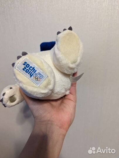 Плюшевый олимпийский мишка