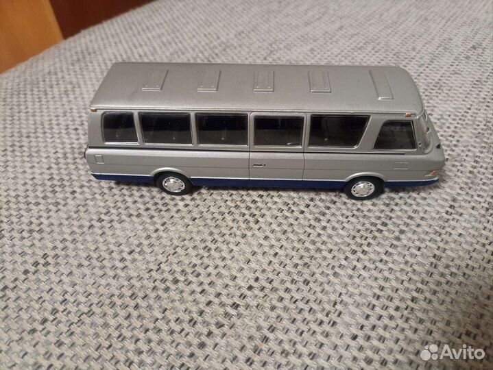 Модель автобуса ЗИЛ