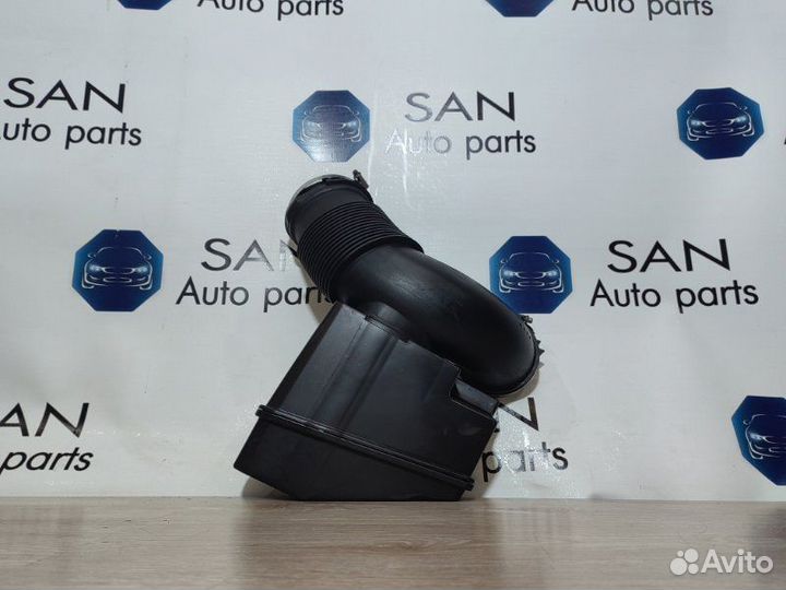 Резонатор воздушного фильтра Bmw X5 E70 N52B30AF