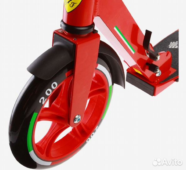 Самокат взрослый новый ferrari