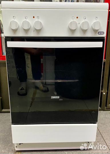 Электрическая плита Zanussi ZCV 9540H1 W