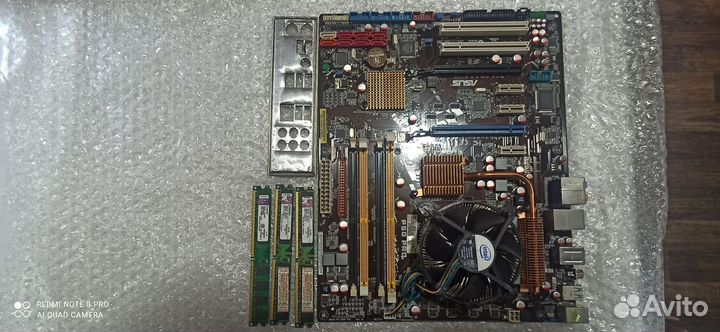 Материнская плата на 775 сокете