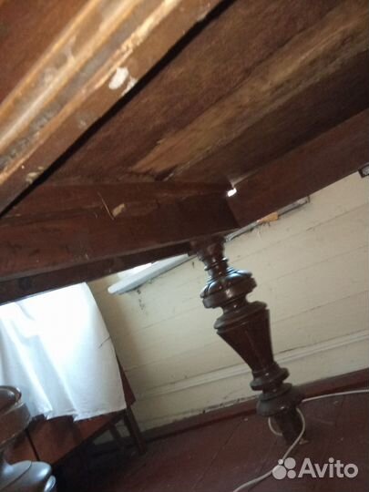 Стол обеденный старинный