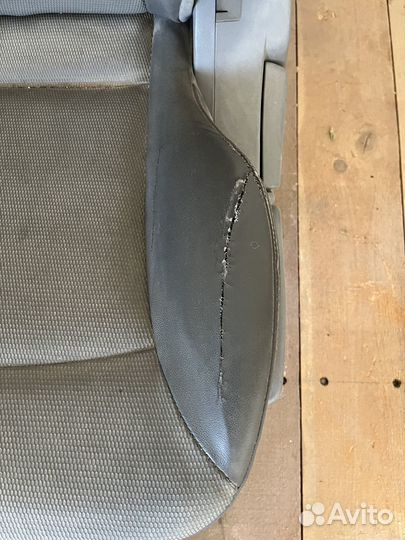 Сиденье левое Hyundai Starex H1/Grand Starex