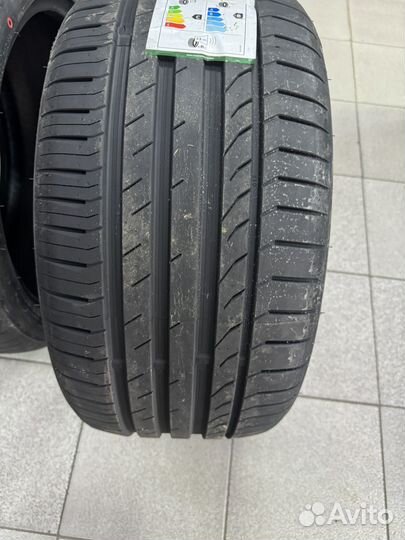 Westlake Zuper Eco Z-107 245/40 R18 и 265/35 R18