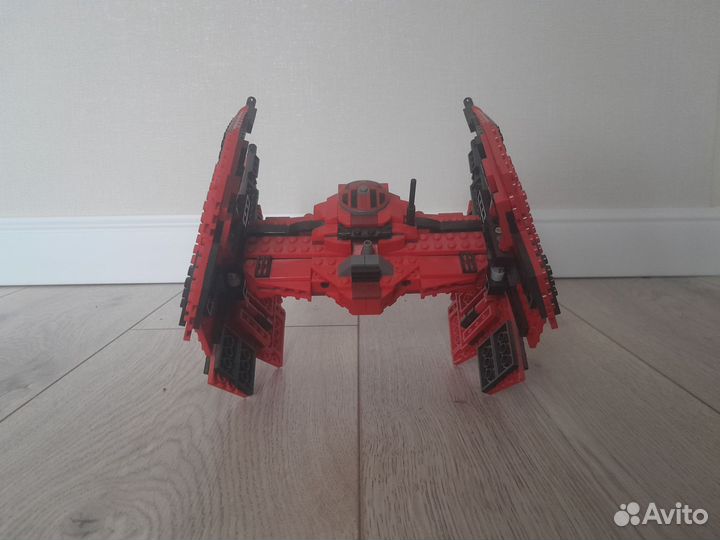 Lego star wars 75240 (без коробки и без фигурок)