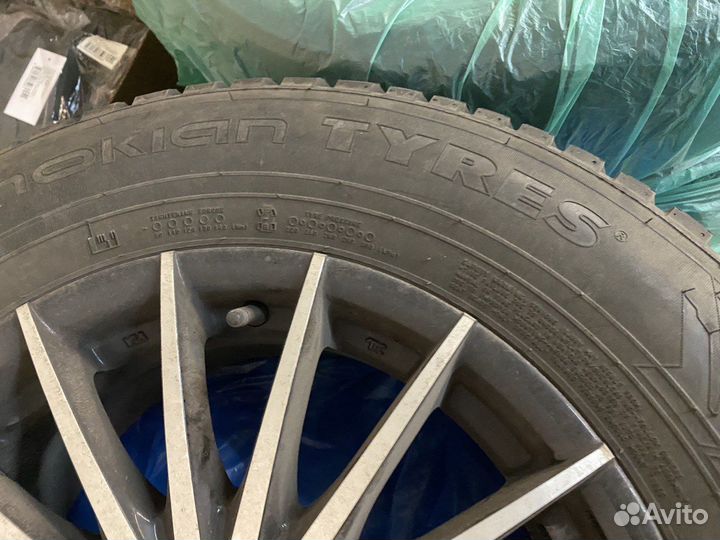 Колёса в сборе Nokian 215/70R16