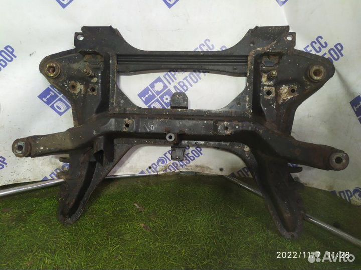 Подрамник передний Peugeot 406 седан 1.8 KJD2 1997