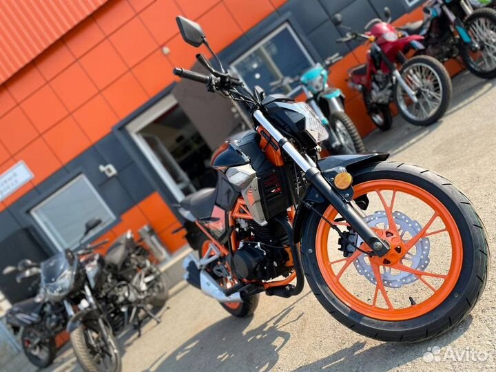 Мотоцикл Nitro 200