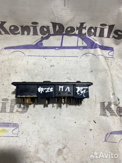 Блок управления стеклоподъемниками передний правый