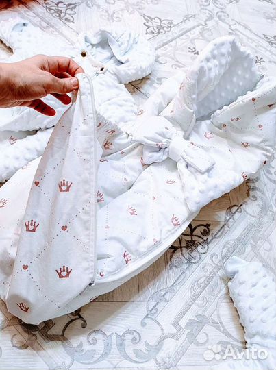 Комплект на выписку осень- зима. Можно для двойни