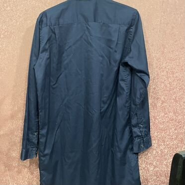 Темно-синяя рубашка hare